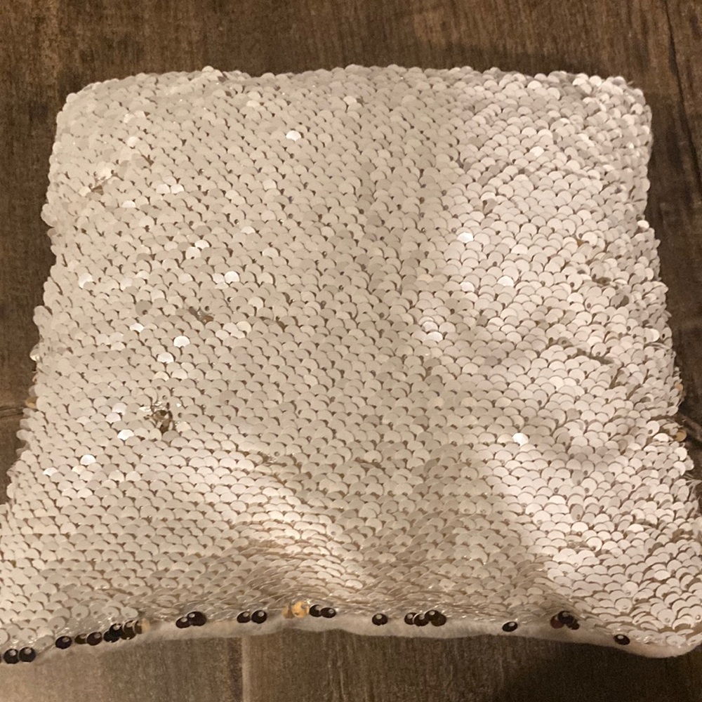 flip sequin pillow - Picture 2 of 3